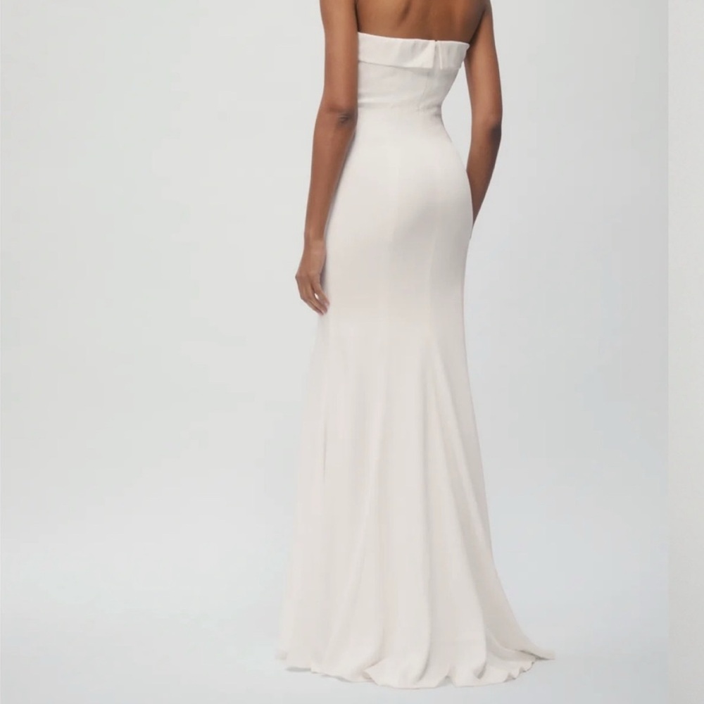 Reformation Lorrane Dress - Picture 2 of 4